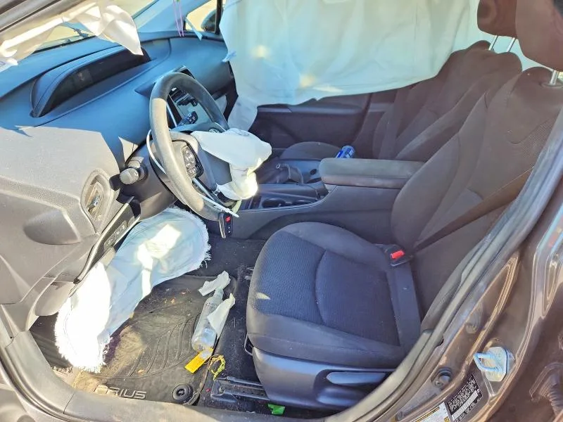 JTDL9RFUXK3004429 — 2019 TOYOTA PRIUS photo 7