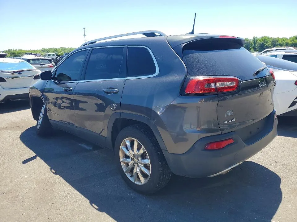 1C4PJMDB8HW638553 — 2017 JEEP CHEROKEE photo 2