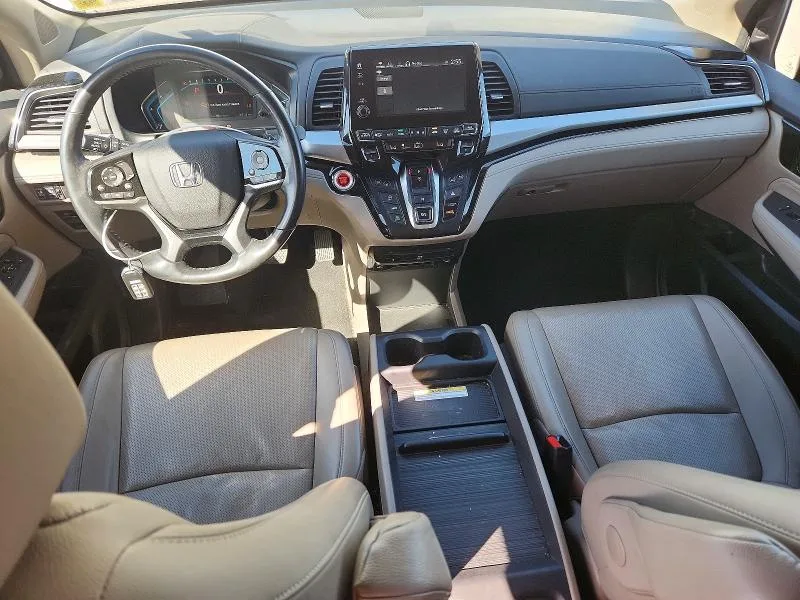 5FNRL6H99JB046336 — 2018 HONDA ODYSSEY photo 8