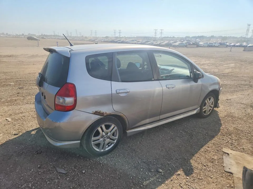 JHMGD38637S016641 — 2007 HONDA FIT photo 3