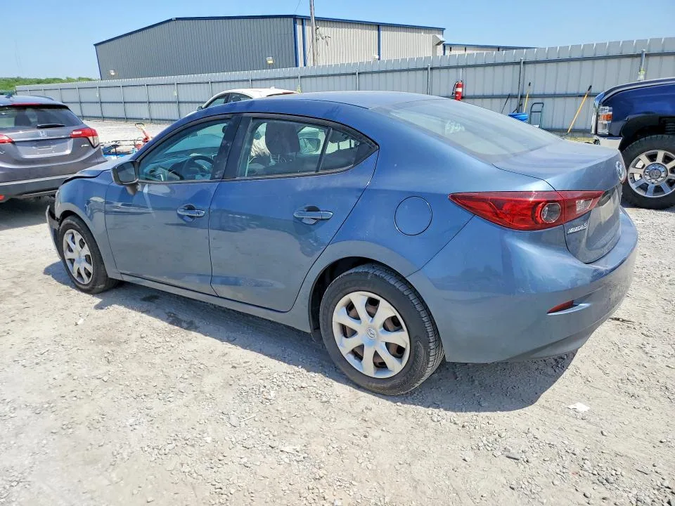 3MZBM1T79GM247131 — 2016 MAZDA 3 photo 2