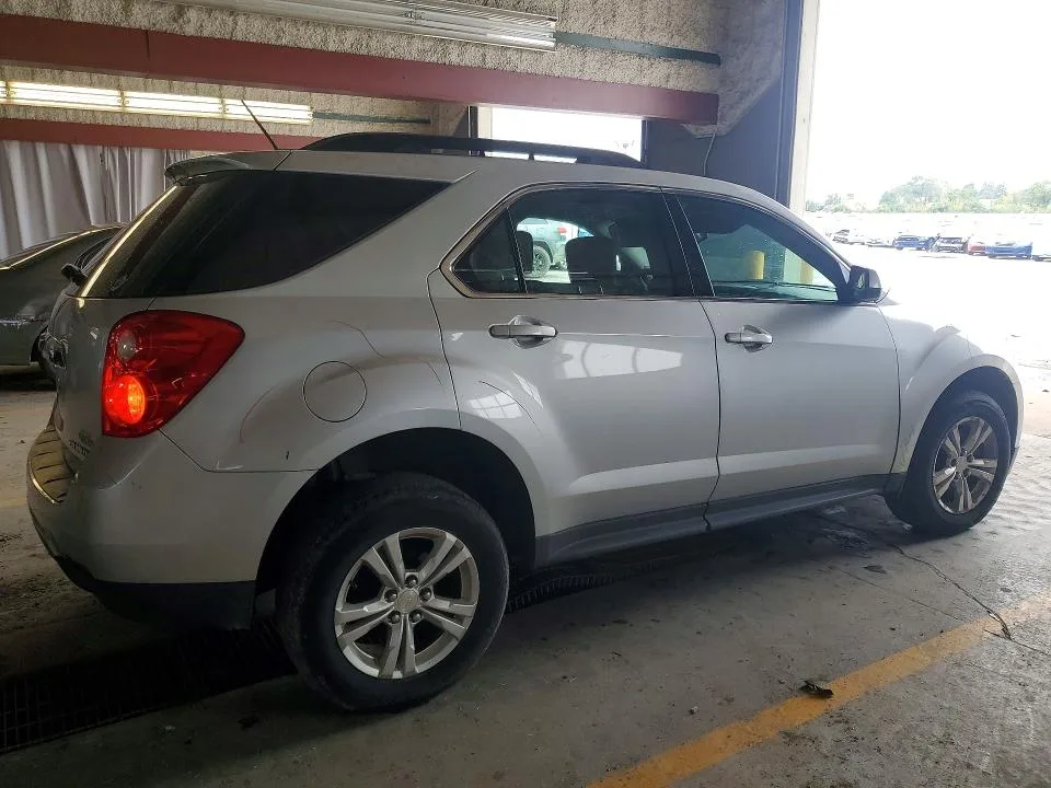 2GNFLFEK2F6186002 — 2015 CHEVROLET EQUINOX photo 3