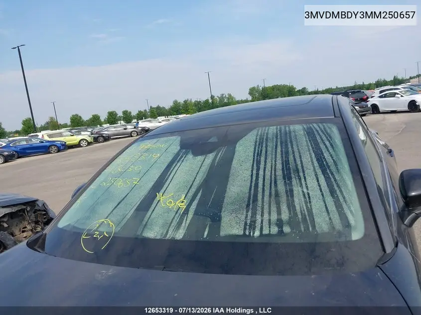 Photo 19 of vehicle VIN 3MVDMBDY3MM250657