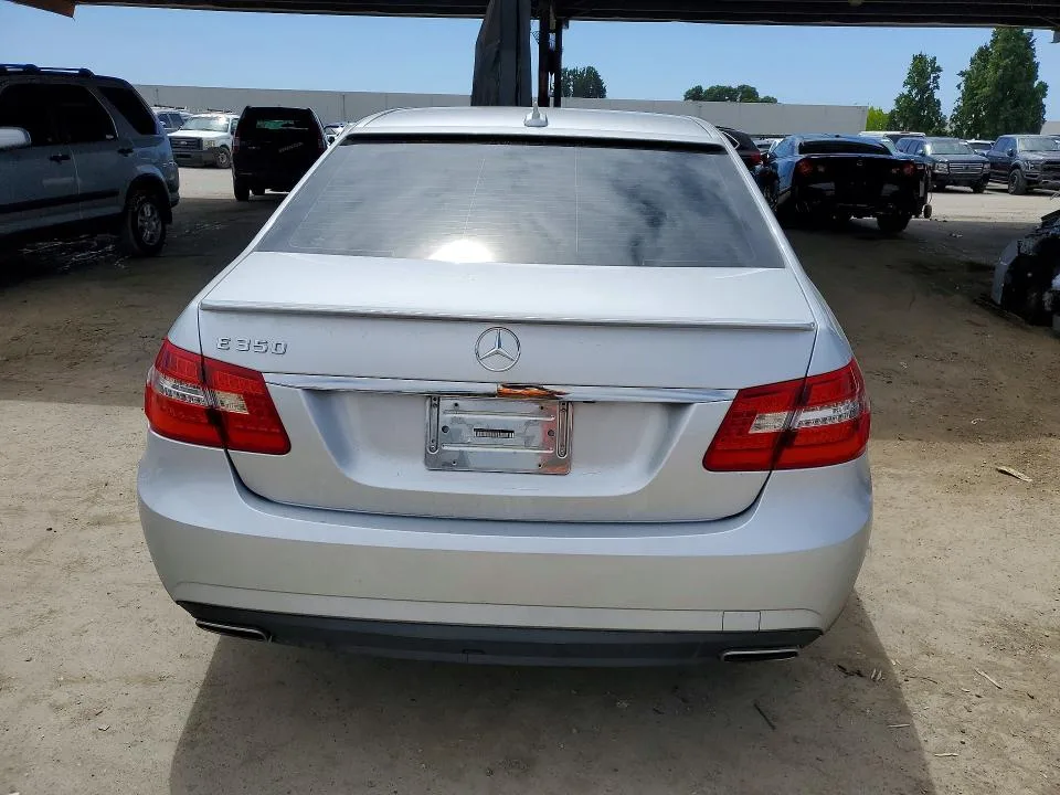 WDDHF5GB1BA267575 — 2011 MERCEDES-BENZ E photo 6