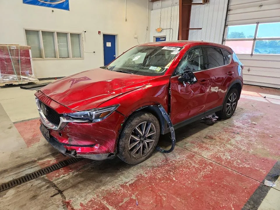 JM3KFBDM6J0338107 — 2018 MAZDA CX-5
