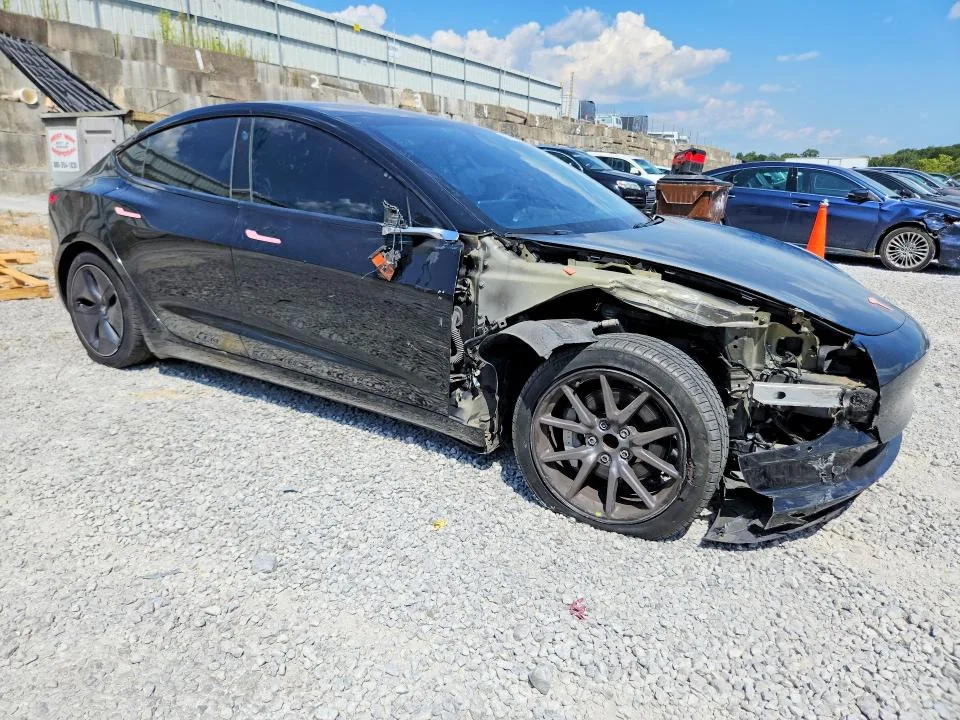 5YJ3E1EA6JF156326 — 2018 TESLA MODEL 3 photo 4