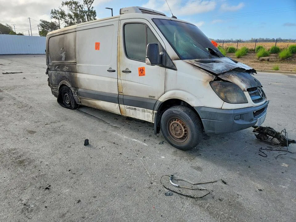 WD3PE7CC4C5640194 — 2012 MERCEDES-BENZ SPRINTER photo 4