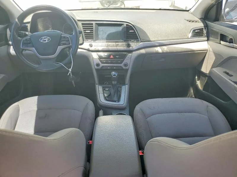 5NPD74LF7JH385372 — 2018 HYUNDAI ELANTRA photo 8