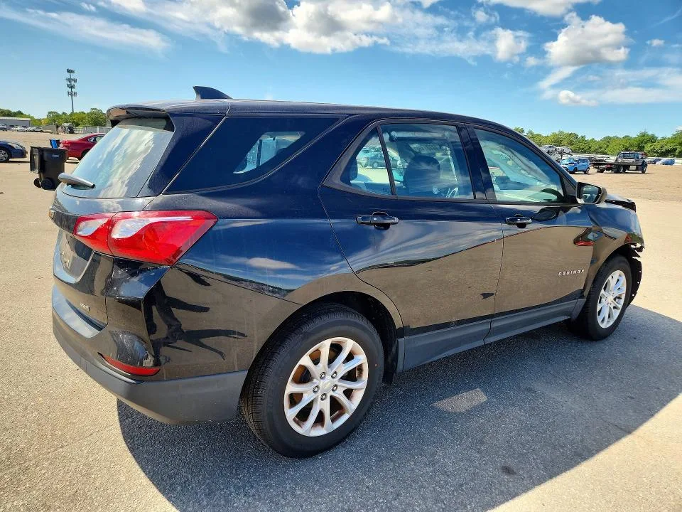 3GNAXSEV9KL288503 — 2019 CHEVROLET EQUINOX photo 3