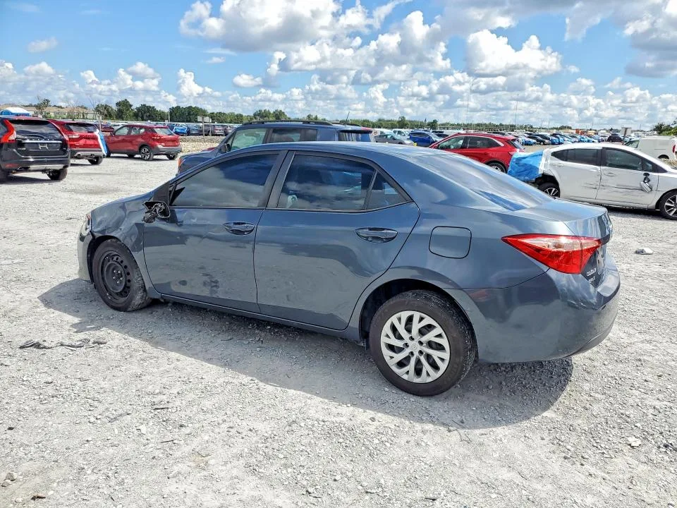 5YFBURHE6KP914487 — 2019 TOYOTA COROLLA photo 2