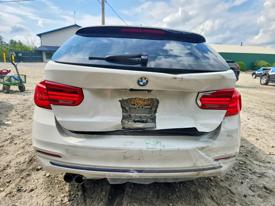 WBA8K3C53JA024193 — 2018 BMW 330 photo 6