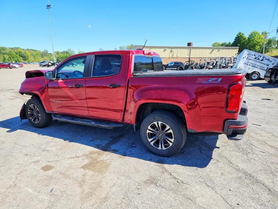 1GCGTDEN5M1154978 — 2021 CHEVROLET COLORADO photo 2
