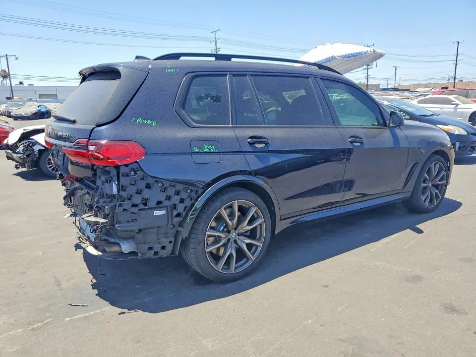 5UXCX6C01N9J79108 — 2022 BMW X7 photo 3