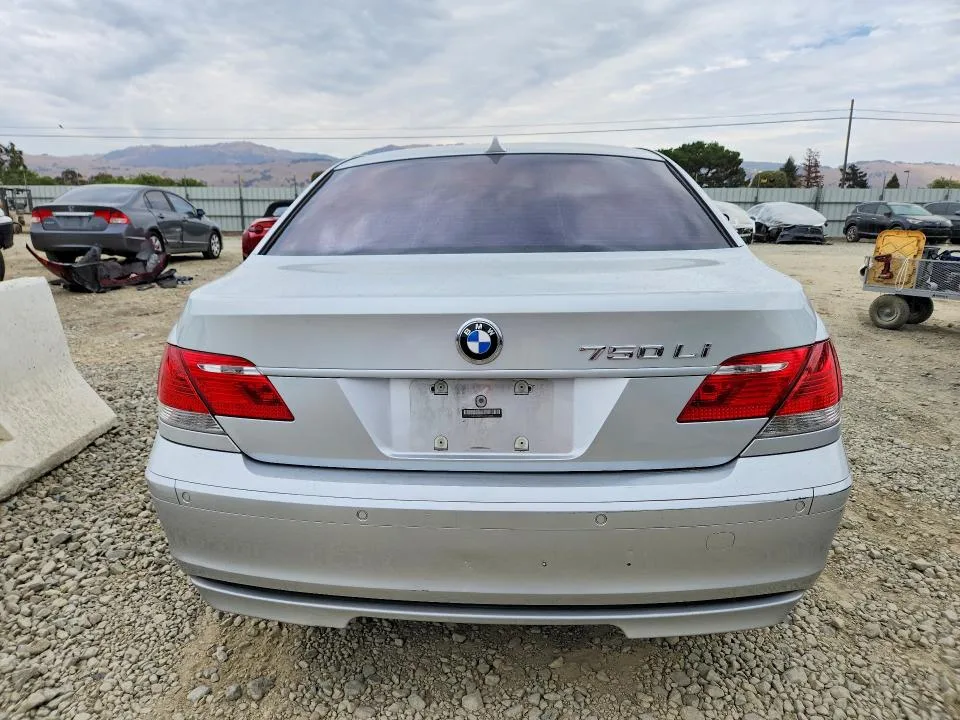 WBAHN83566DT62360 — 2006 BMW 750 photo 6