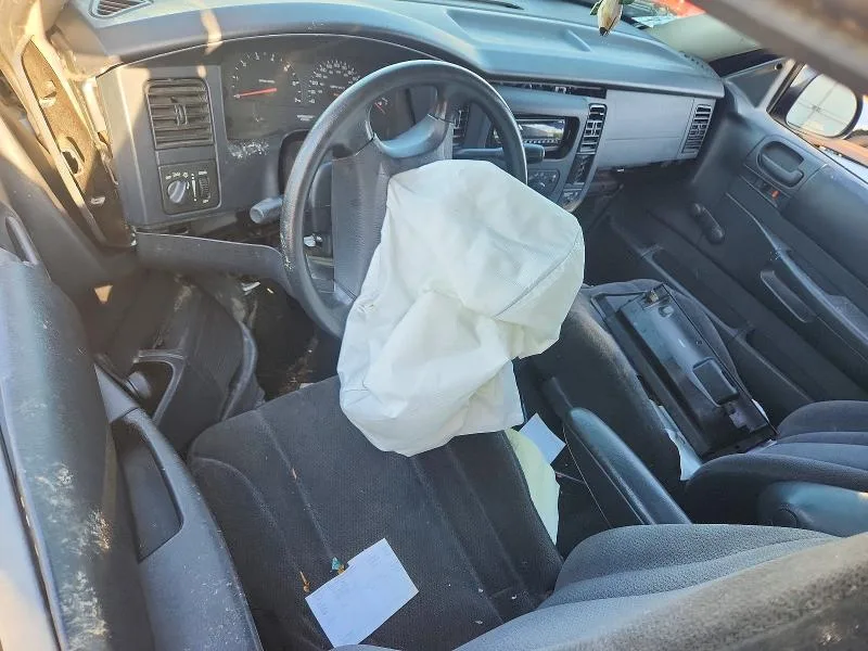 1D7HG12K14S662768 — 2004 DODGE DAKOTA photo 8