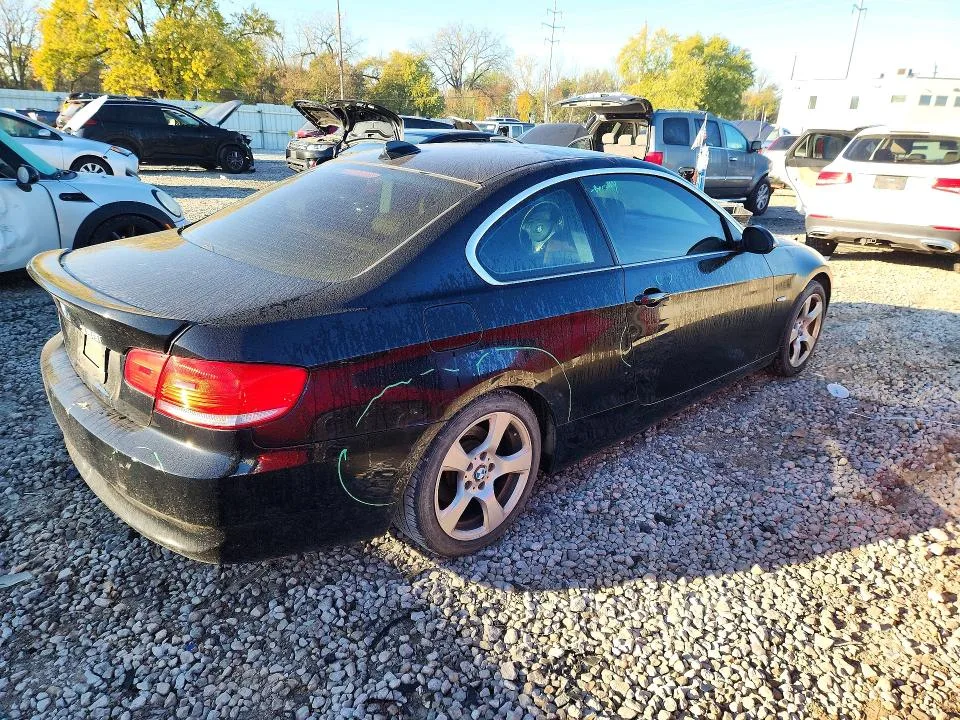 WBAWC33539PU83964 — 2009 BMW 328 photo 3