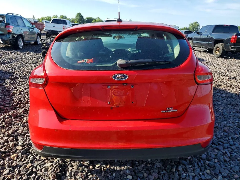 1FADP3K24GL259389 — 2016 FORD FOCUS photo 6