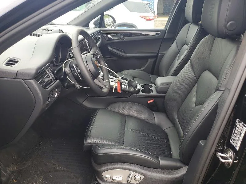 WP1AA2A55TLB00779 — 2026 PORSCHE MACAN photo 7
