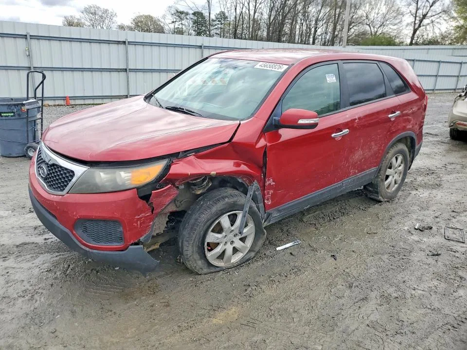 5XYKT3A11BG010364 — 2011 KIA SORENTO