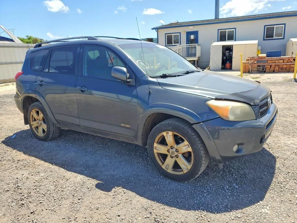 JTMBD32V466007921 — 2006 TOYOTA RAV4 photo 4