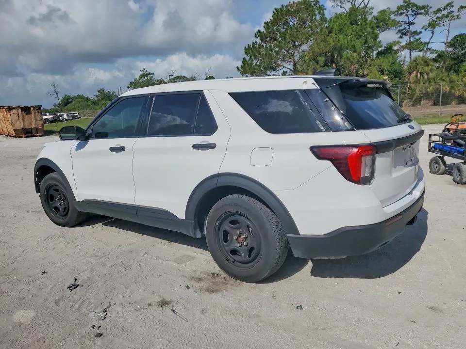 1FM5K8AB2SGA02868 — 2025 FORD EXPLORER photo 2