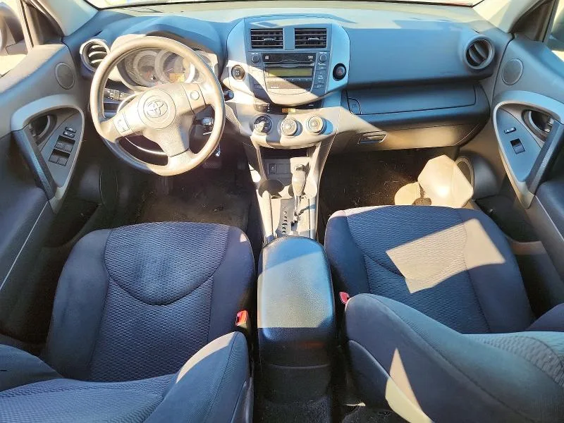 2T3RF4DVXAW045964 — 2010 TOYOTA RAV4 photo 8