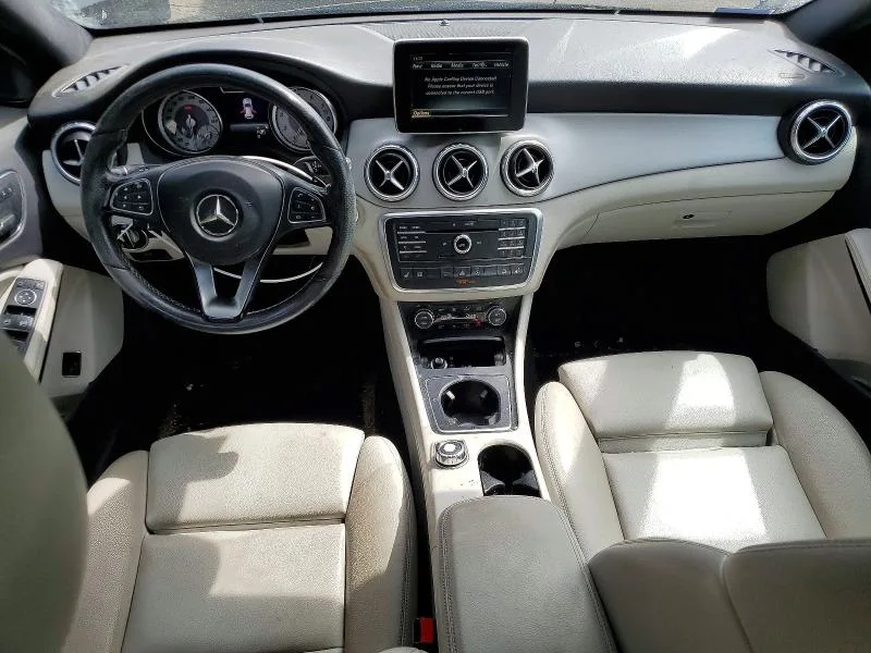 WDCTG4GB9HJ288592 — 2017 MERCEDES-BENZ GLA photo 8