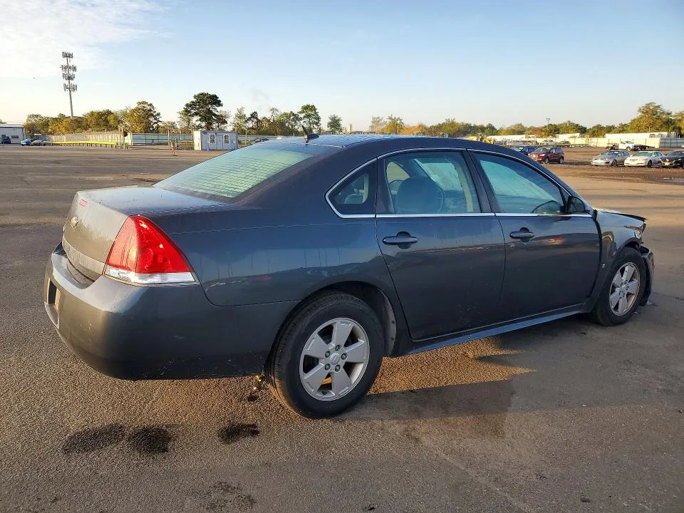 2G1WB5EN1A1114027 — 2010 CHEVROLET IMPALA photo 3