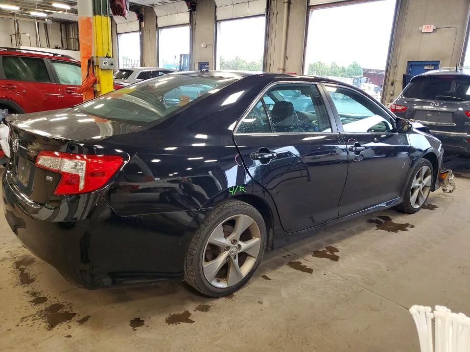4T1BF1FK1CU155090 — 2012 TOYOTA CAMRY photo 3