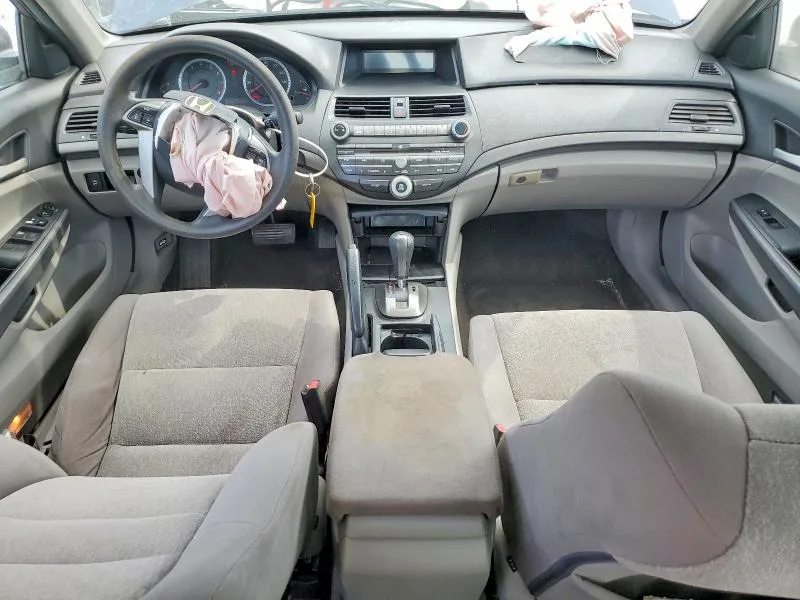 1HGCP2F37AA039171 — 2010 HONDA ACCORD photo 8