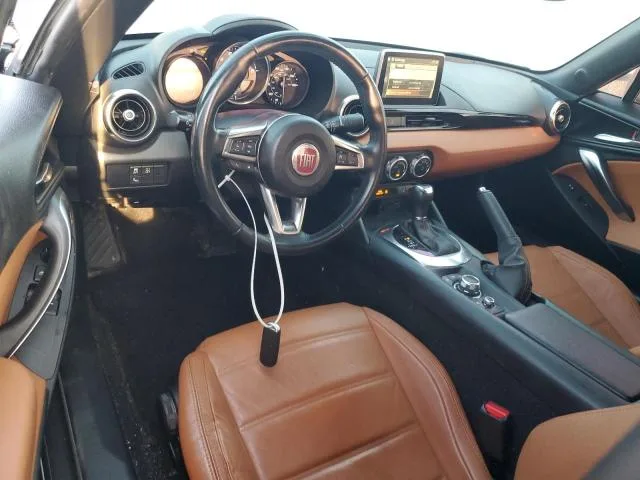 JC1NFAEK4H0105220 — 2017 FIAT 124 SPIDER photo 8