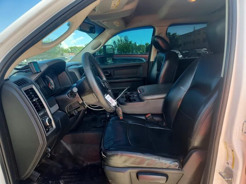 3C6UR5HLXJG277911 — 2018 RAM 2500 photo 7