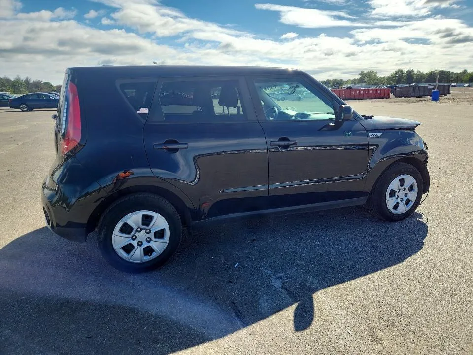 KNDJP3A52K7629359 — 2019 KIA SOUL photo 3