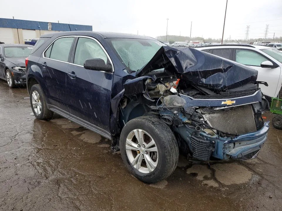 2GNALBEKXH1531392 — 2017 CHEVROLET EQUINOX photo 4