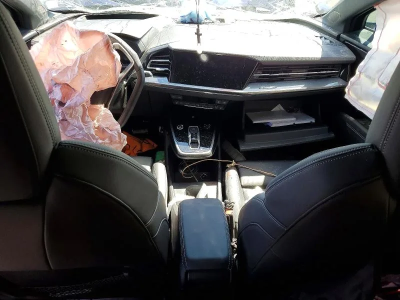 WA1MUBFZ1SP062700 — 2025 AUDI Q4 E-TRON photo 8