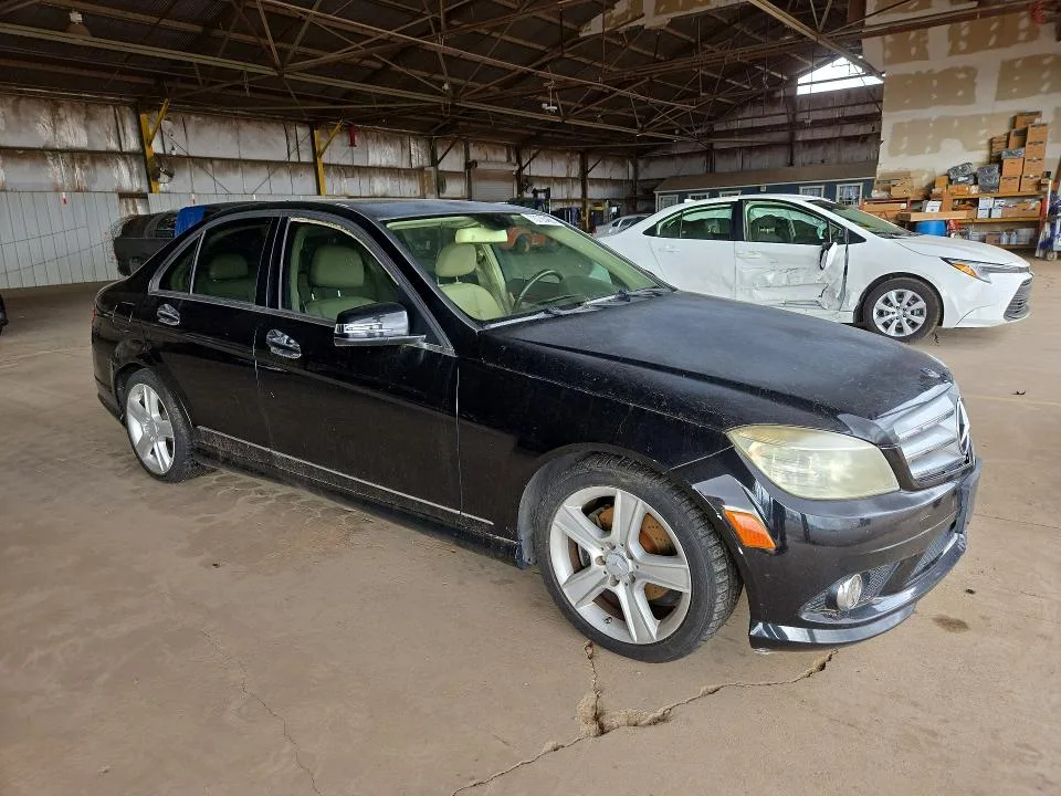 WDDGF5EB0AR108478 — 2010 MERCEDES-BENZ C photo 4