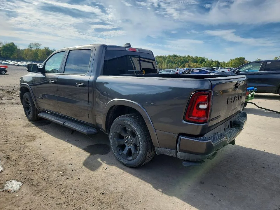 1C6SRFFP7SN656828 — 2025 RAM 1500 photo 2