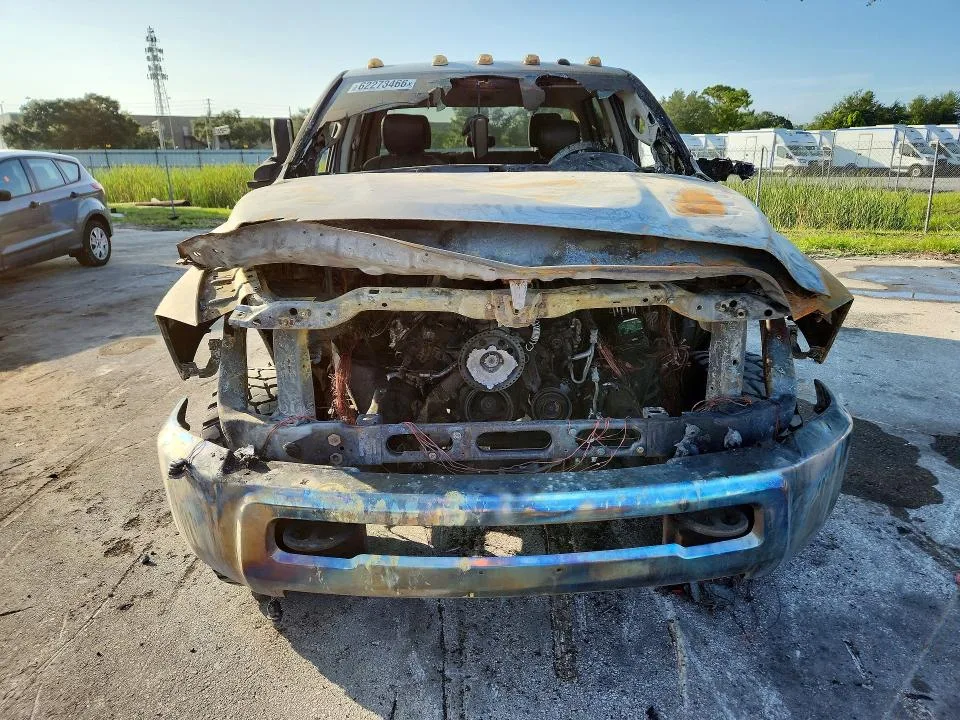 3C6UR5CJ9GG161811 — 2016 RAM 2500 photo 5