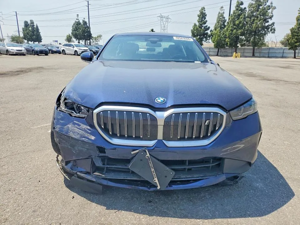 WBY33FK06RCR56582 — 2024 BMW I5 photo 5