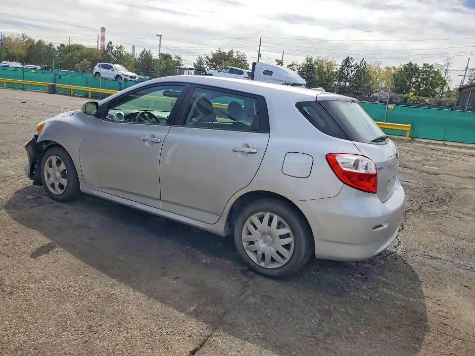 2T1KU40E89C179391 — 2009 TOYOTA MATRIX photo 2