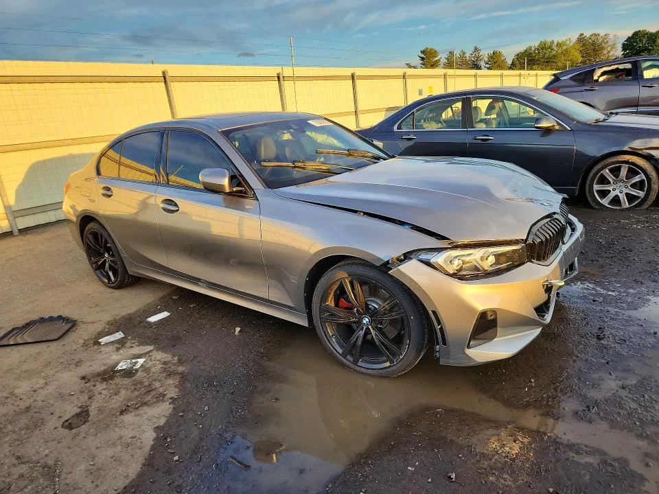 3MW89FF06P8D01632 — 2023 BMW 330XI photo 4