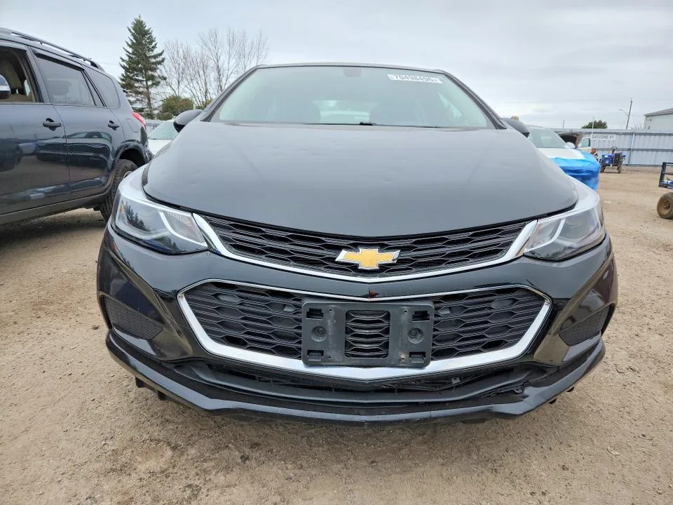 1G1BE5SM5J7169150 — 2018 CHEVROLET CRUZE photo 5