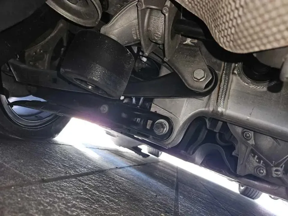 WBA11BH0XPWY23170 — 2023 BMW 520 photo 9