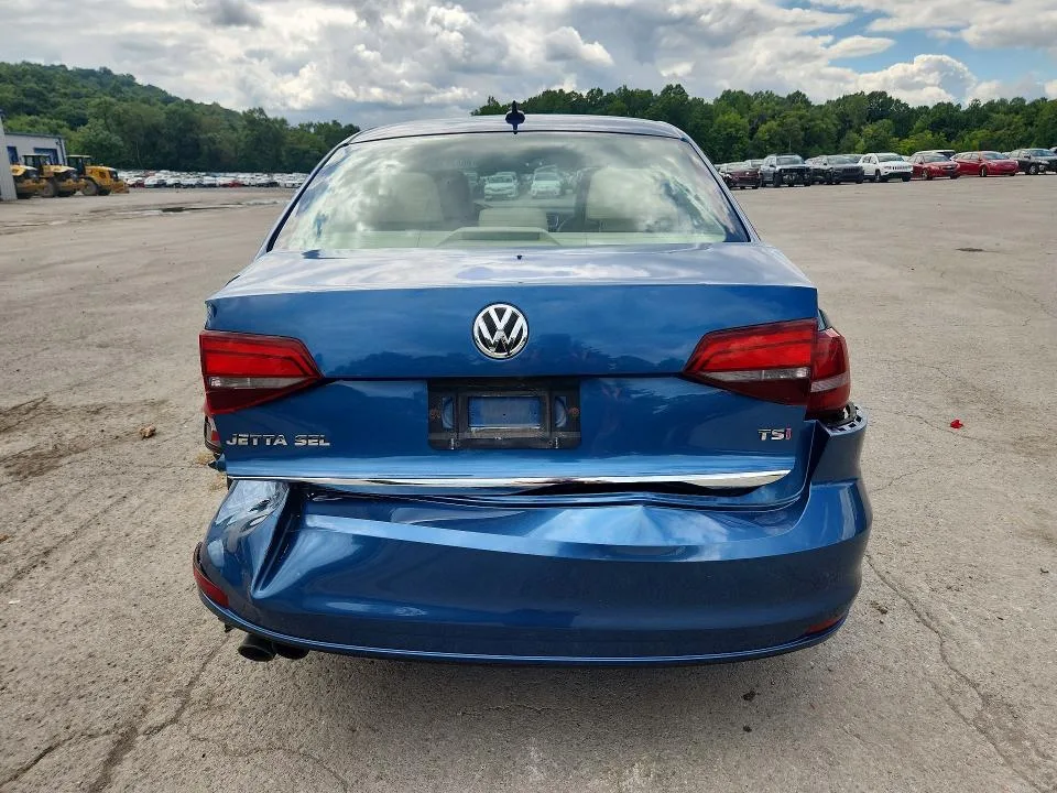 3VWL17AJ3HM309557 — 2017 VOLKSWAGEN JETTA photo 6
