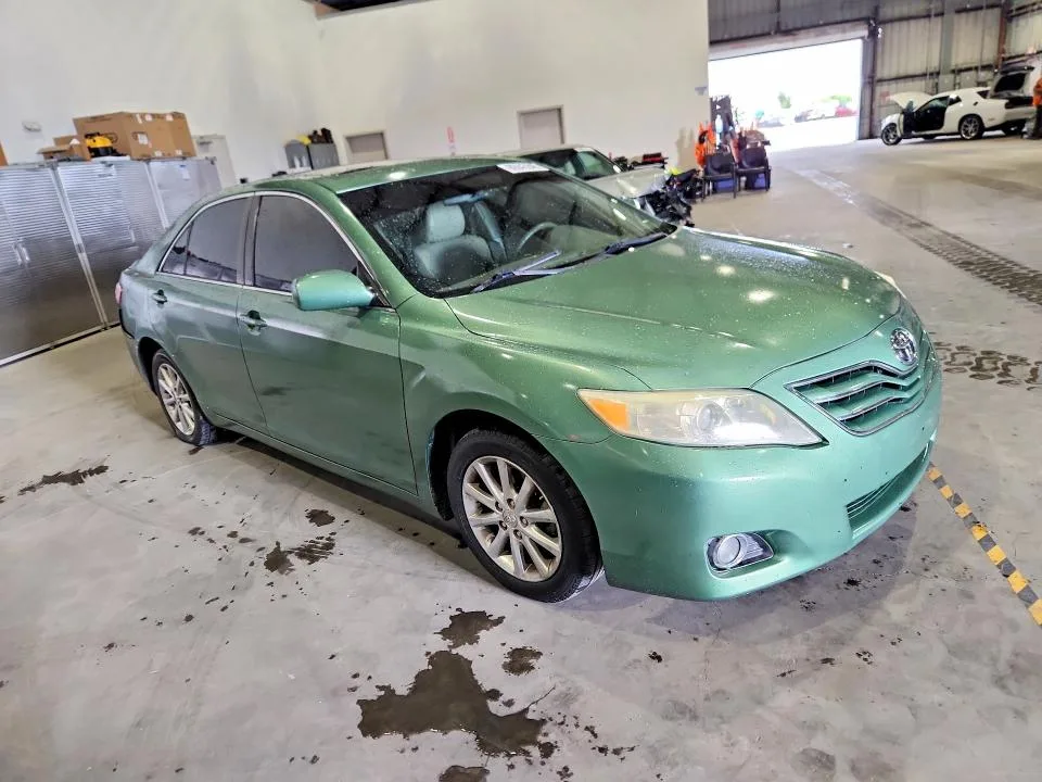 4T1BK3EK7AU608666 — 2010 TOYOTA CAMRY photo 4