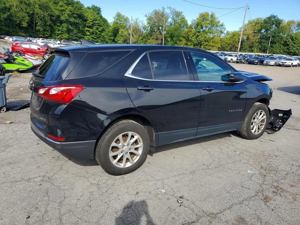 2GNAXUEV3L6151025 — 2020 CHEVROLET EQUINOX photo 3