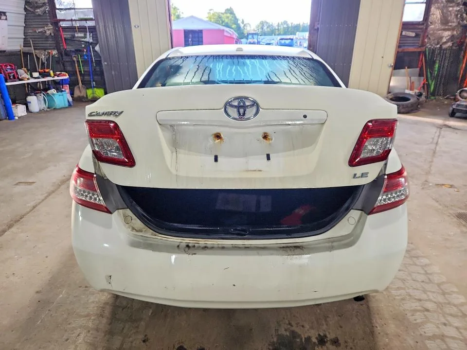4T4BF3EK4BR177988 — 2011 TOYOTA CAMRY photo 6