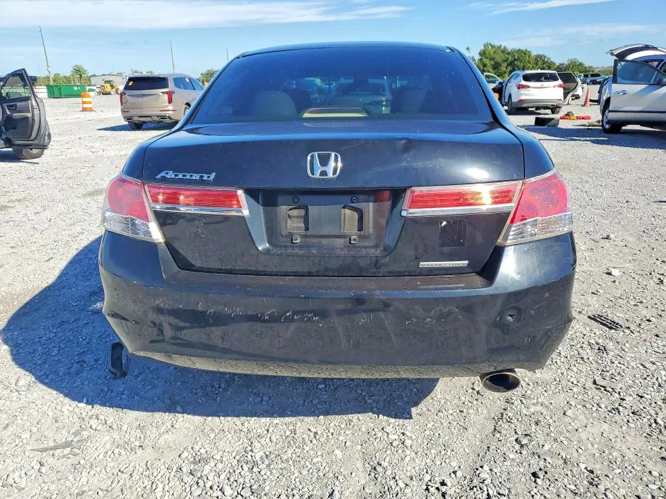 1HGCP2F63CA207370 — 2012 HONDA ACCORD photo 6