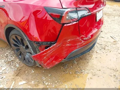 7SAYGDEFXPF900678 — 2023 TESLA MODEL Y photo 6