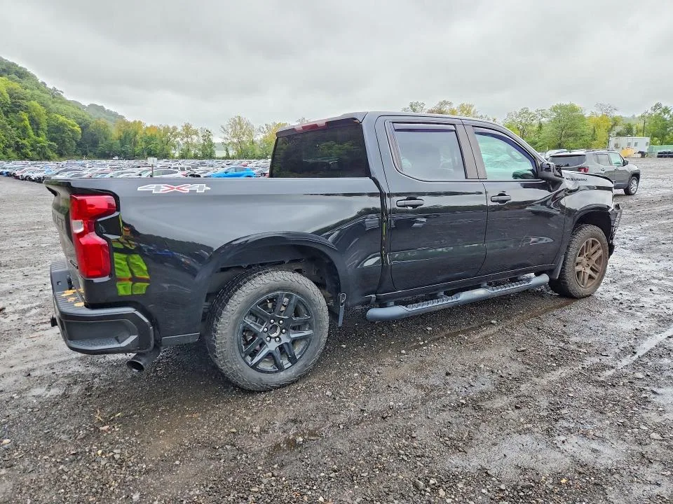 1GCPYBEK5MZ421050 — 2021 CHEVROLET SILVERADO photo 3